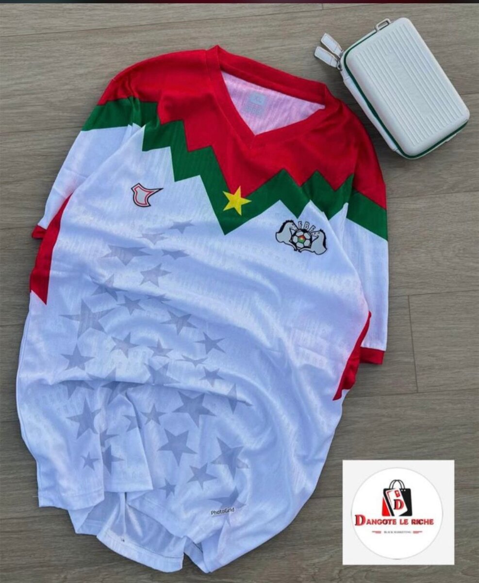 Maillots de football style unique