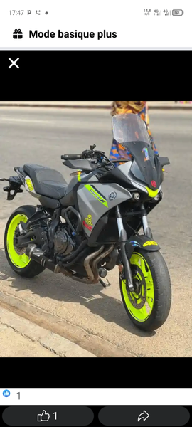 Moto sportive moderne