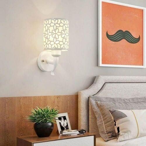 Applique murale fleurie