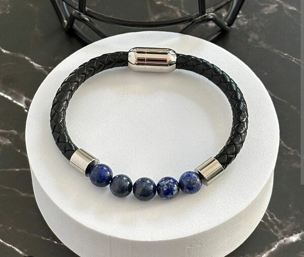 Bracelet cuir et perles bleues