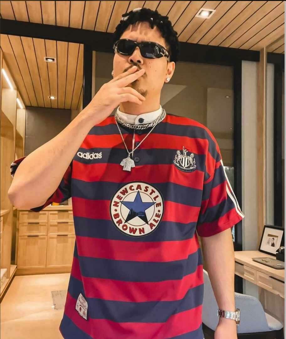 CLASSIC / RETRO JERSEYS