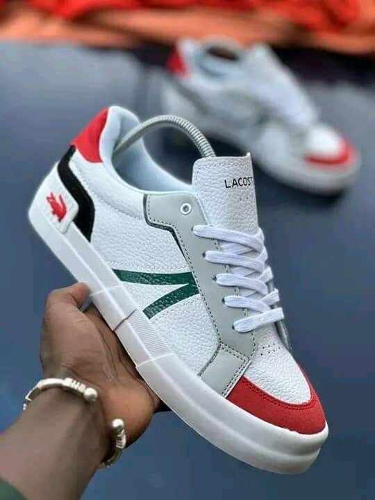 Chaussure lacoste