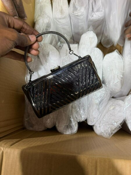 Sac à main pailleté élégant