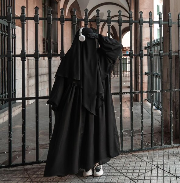 Abaya noire élégante