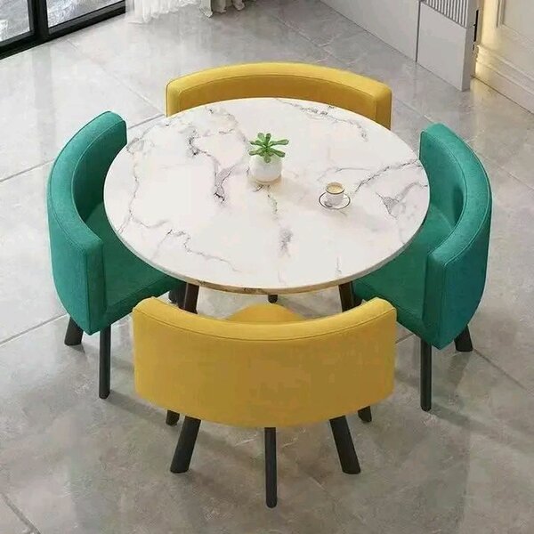 Ensemble Table et Chaises Moderne