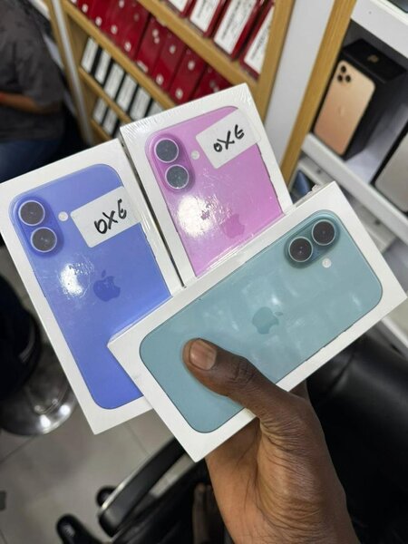 iPhone 16