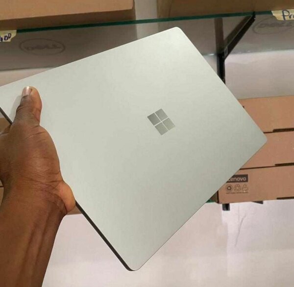Ordinateur portable Lenovo