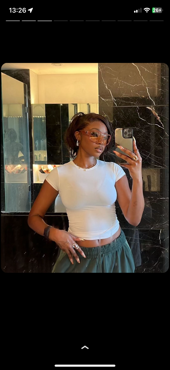 Top blanc ajusté femme