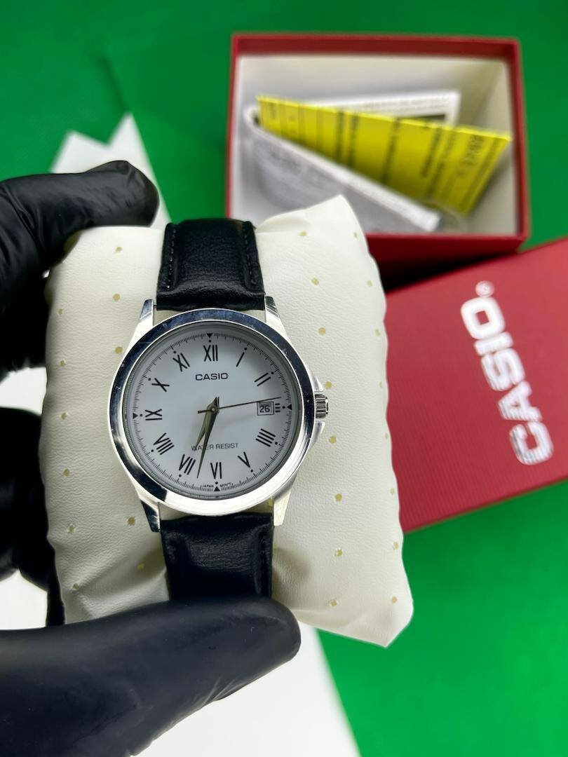 Montre analogique C A