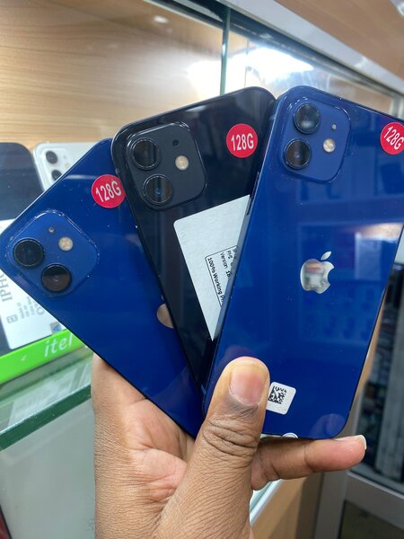 iPhone 12 simple - 64GB/128GB