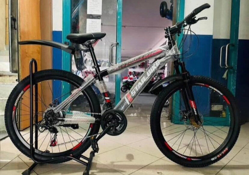 Vélo tout-terrain robuste