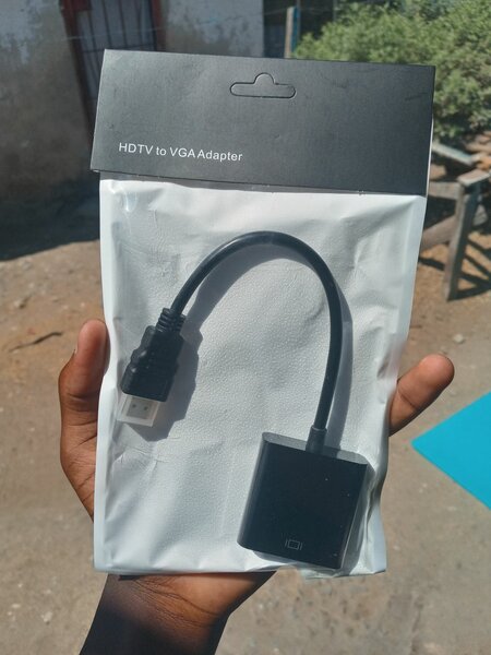 HDMI to VGA adapter