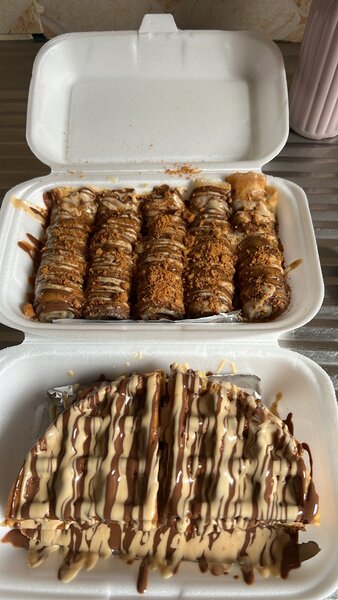 Combo de gaufres et de crêpes