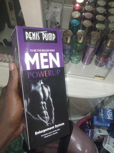 Pompe à vide pour homme