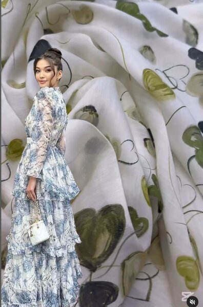 Красивая лёгкая ткань Тенсель батист с узором для пошива одежды