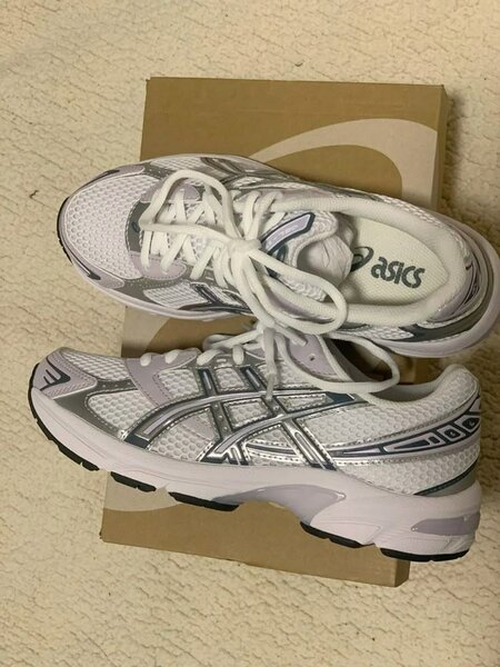 Chaussures de course ASICS confort