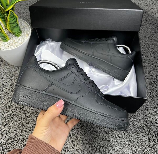 Baskets Air Force noires