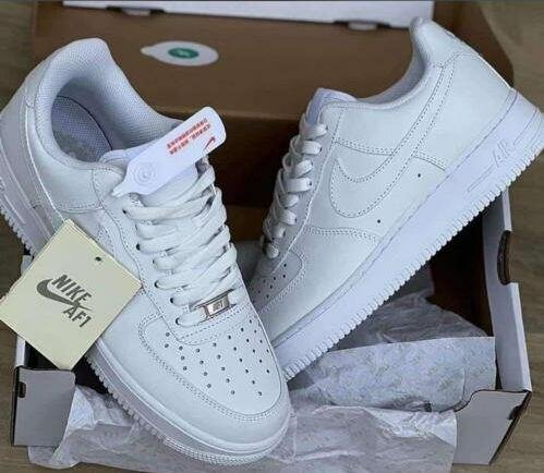 Chaussures Nike Air Force 1