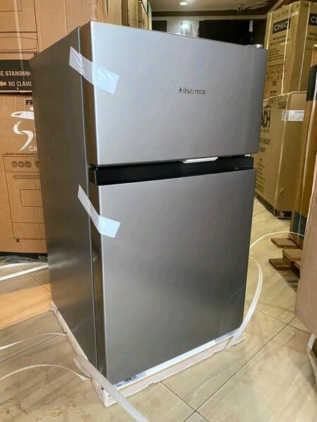 HISENSE REFRIGERATOR
