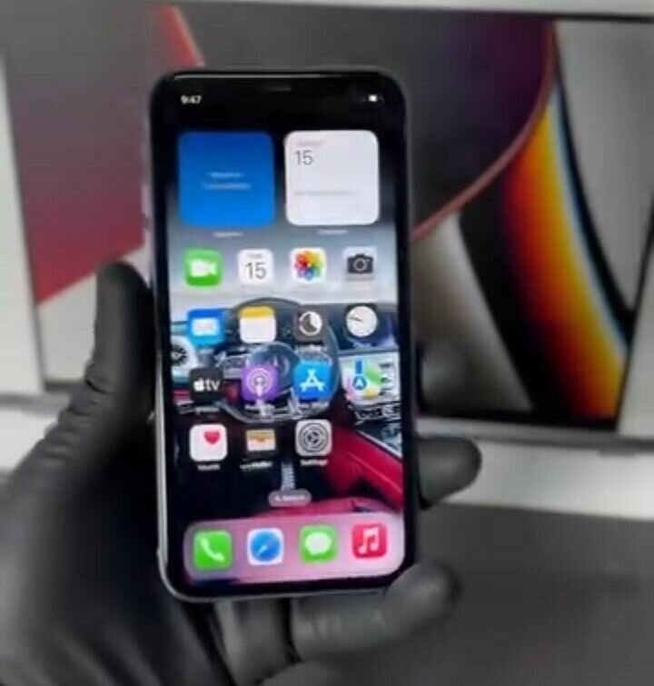 PRE-OWNED IPHONE 11 (Factory Unlock)