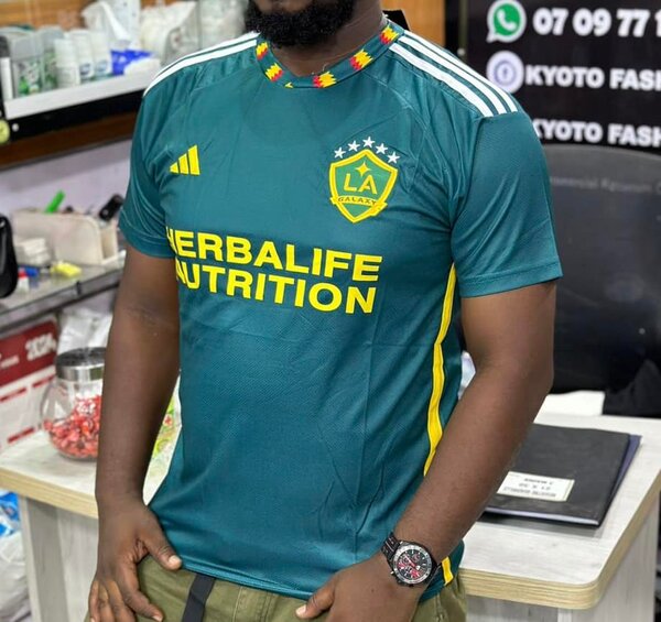 MAILLOT TRÈS RARE turquoise