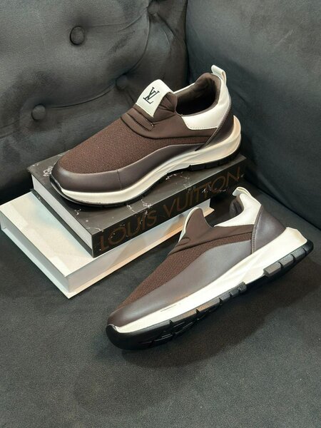 Basket élégante Louis Vuitton