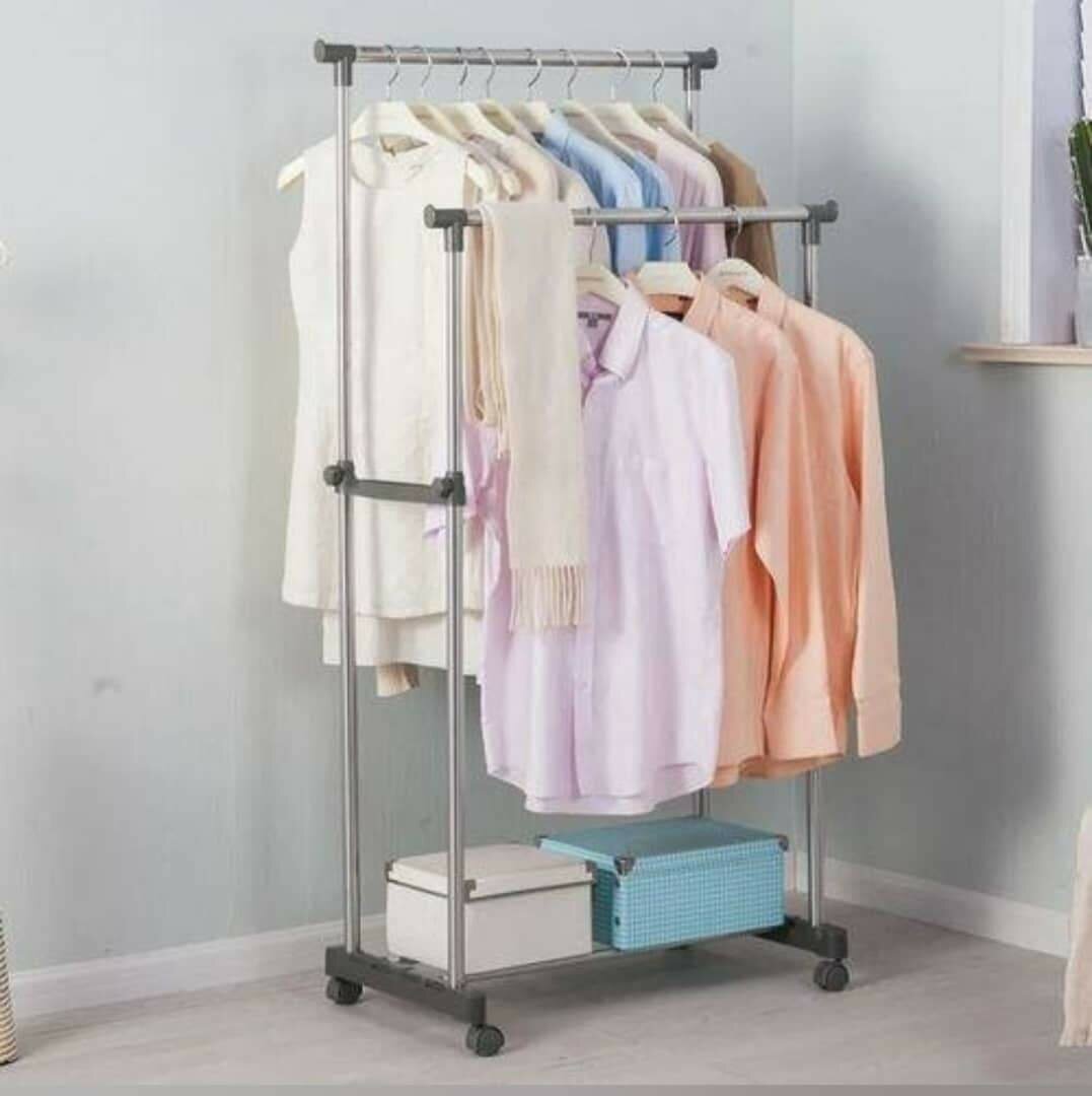 Portant vêtements ajustable