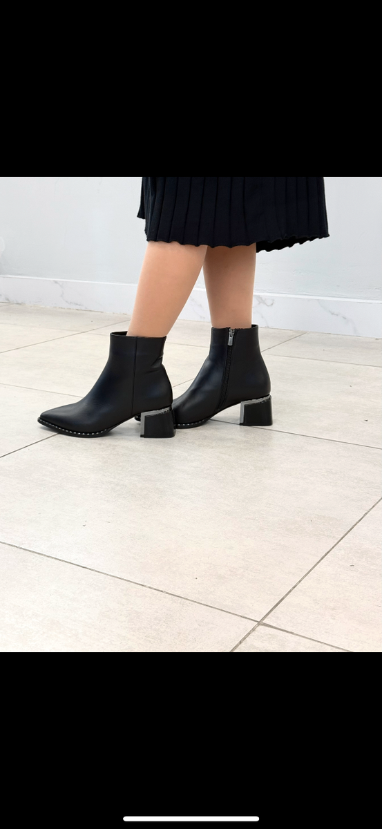 Сапоги Туфли