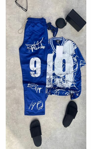 Ensemble de sport bleu homme