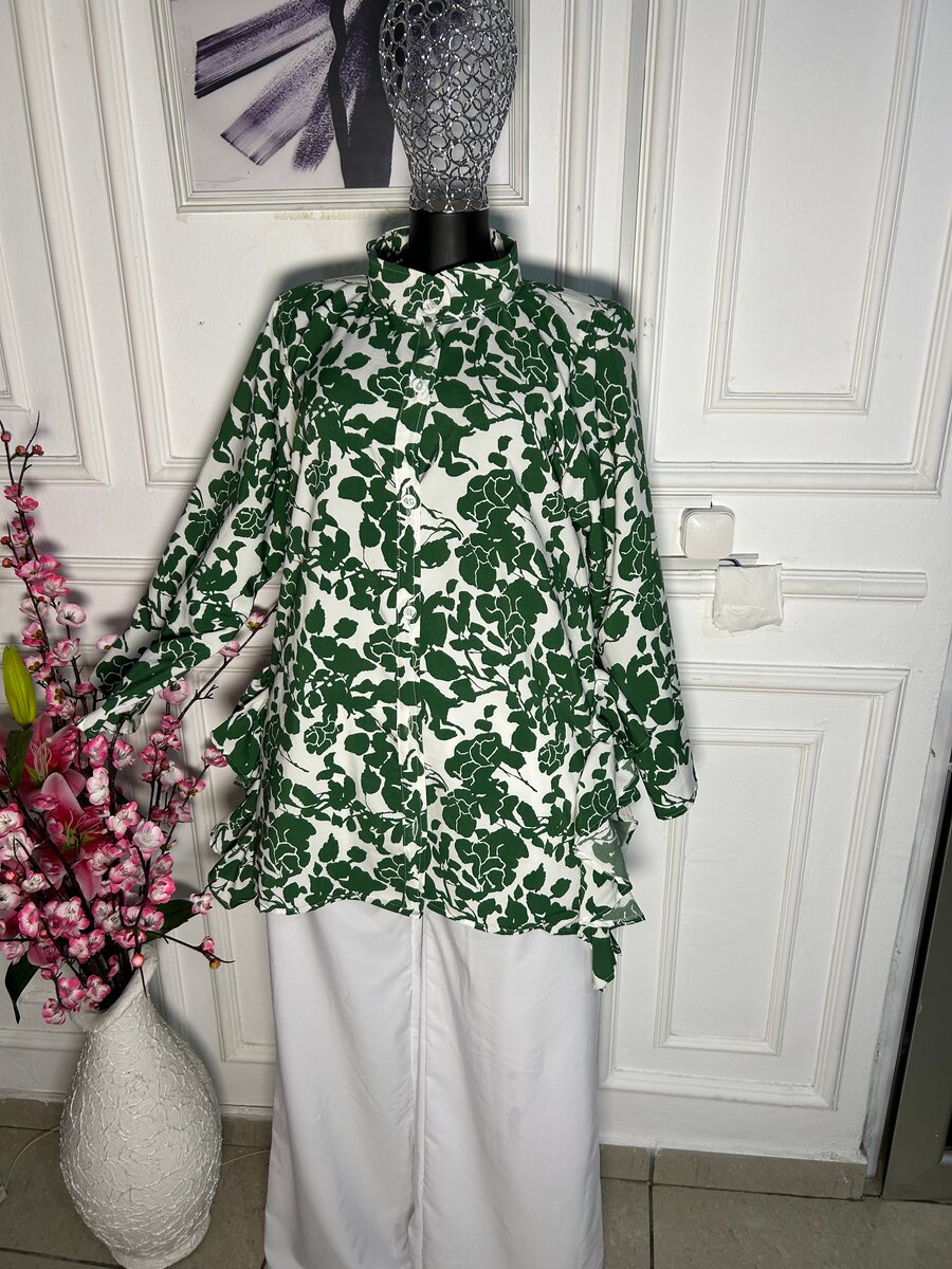 Chemise florale élégante