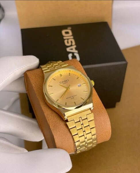 Montre casio authentique