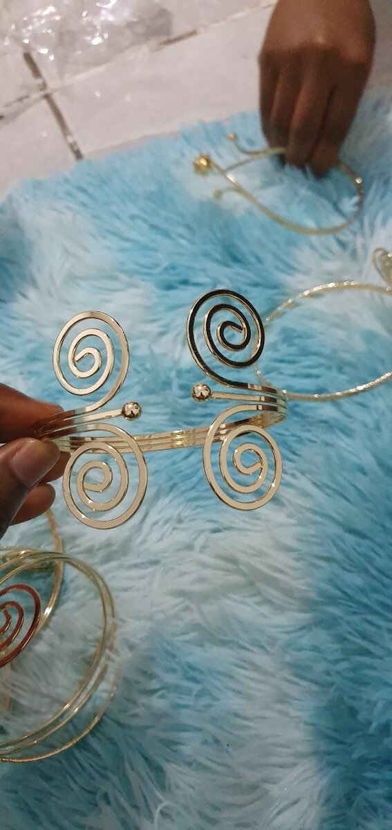 Bracelet décoratif de bras