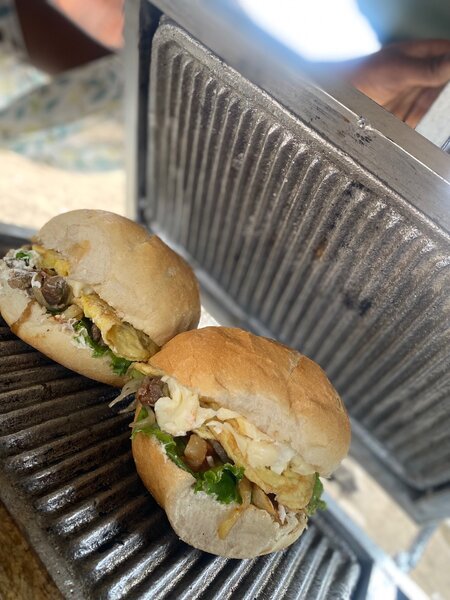 Hamburger africain au fromage