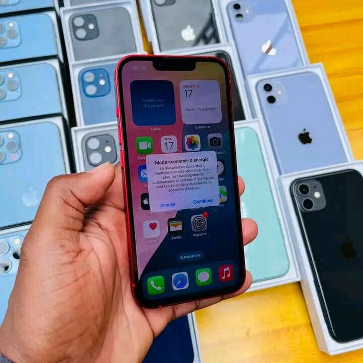 iPhone 13 Rouge Neuf