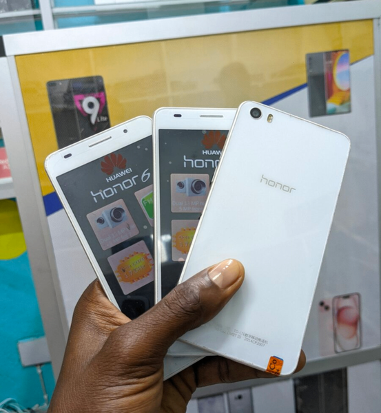 Huawei honor 6 mini