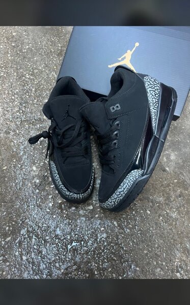 Jordan 3s