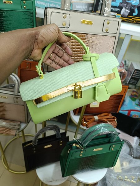 Sac à main élégant femme