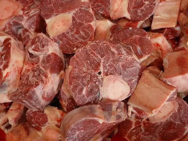 Boneless beef and bone in beef