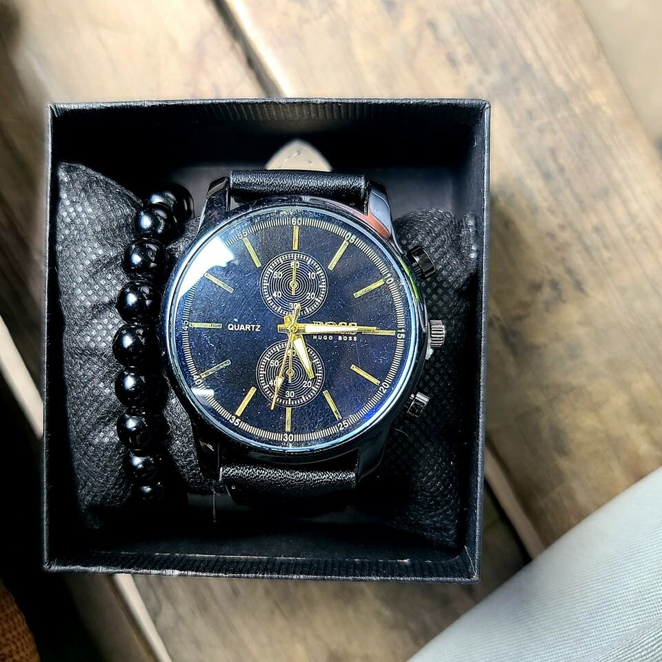 WATCH + FREE BRACELET