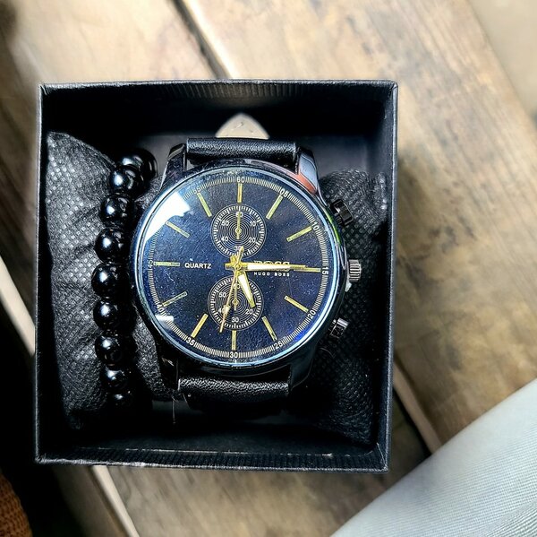 WATCH + FREE BRACELET