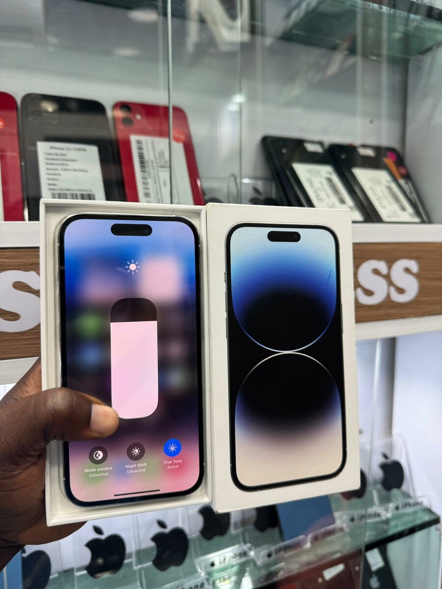 14 pro 128Go très propre 2 puc