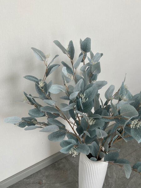 Искусственные ветки эвкалипта