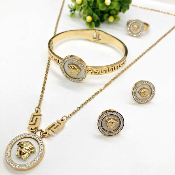 Ensemble Bijoux Médaillon Doré