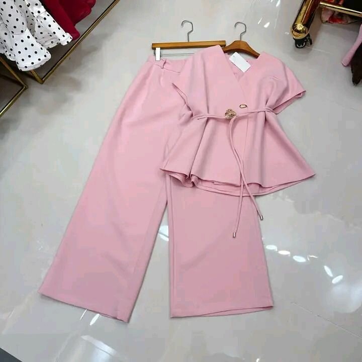 Ensemble élégant femme