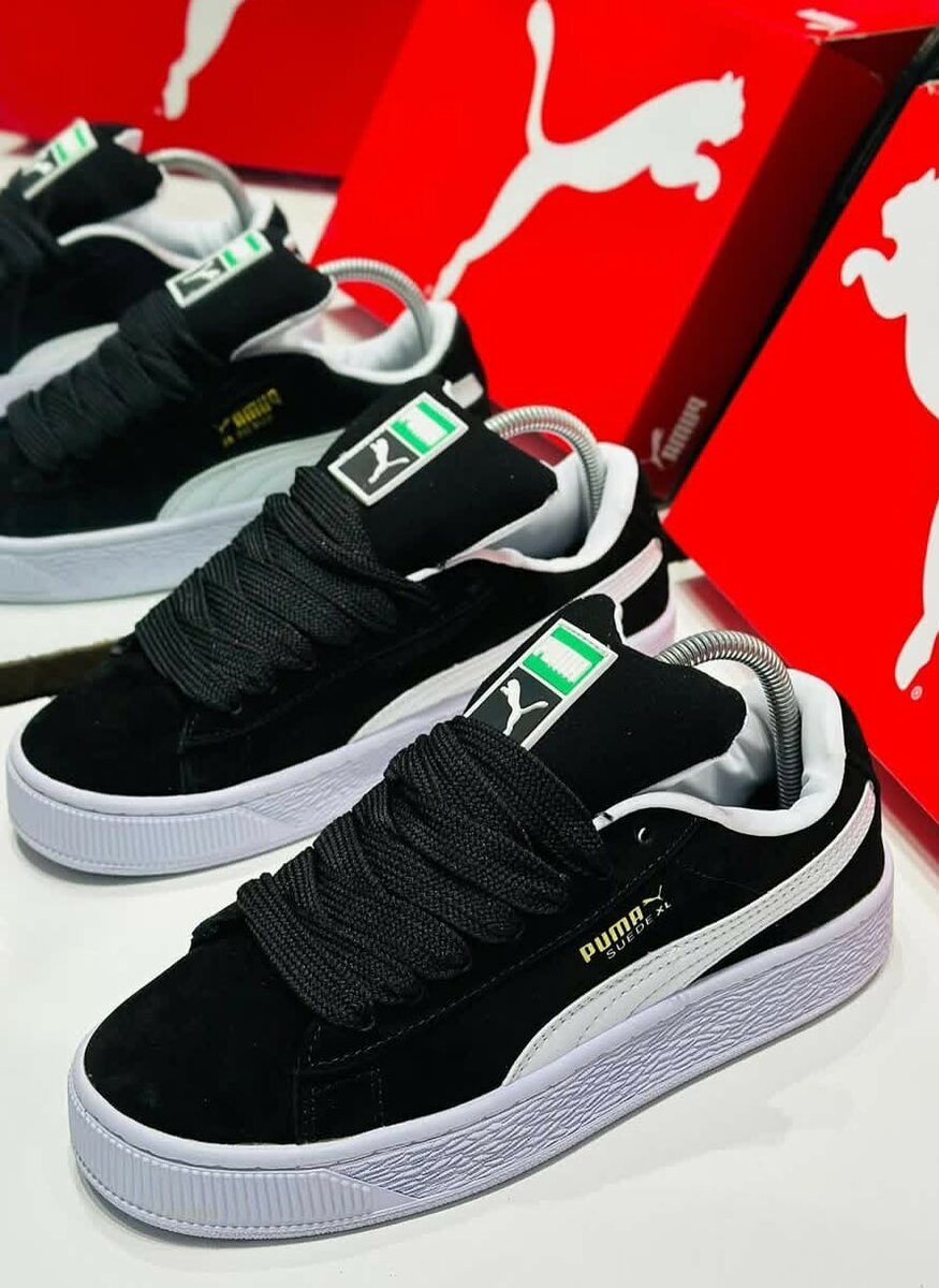 Baskets Puma Suede Noires Unisexes