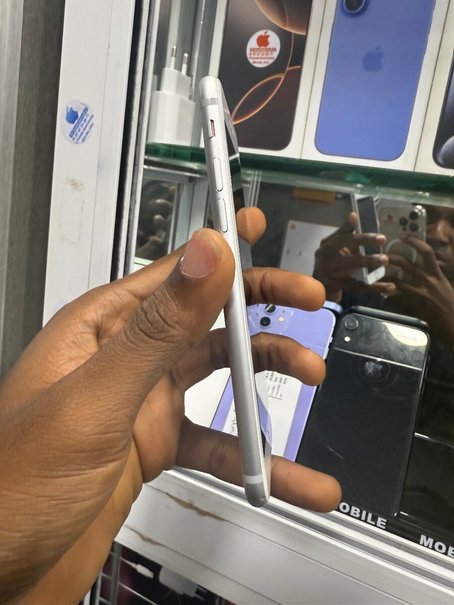 iPhone 7 simple 32gb quasi neufs