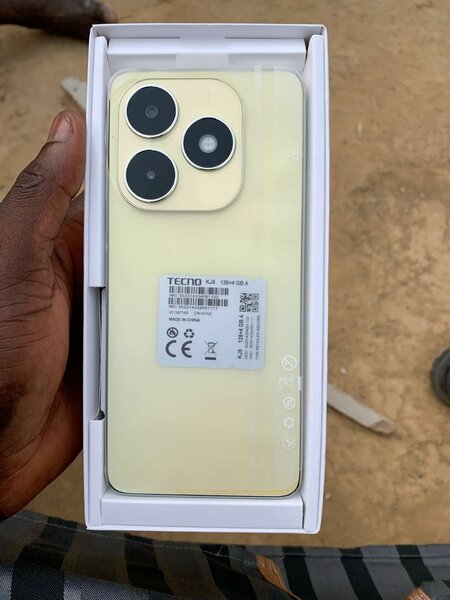 Smartphone Tecno Go 2024