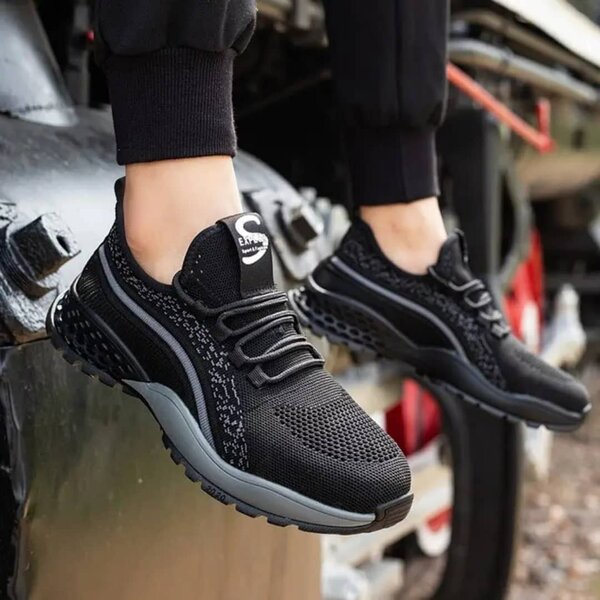 PROTECTIVE STEEL SHOE