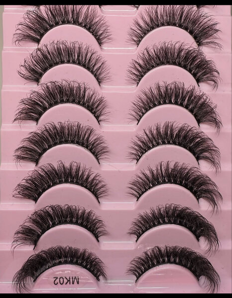 Cils faux volume russe