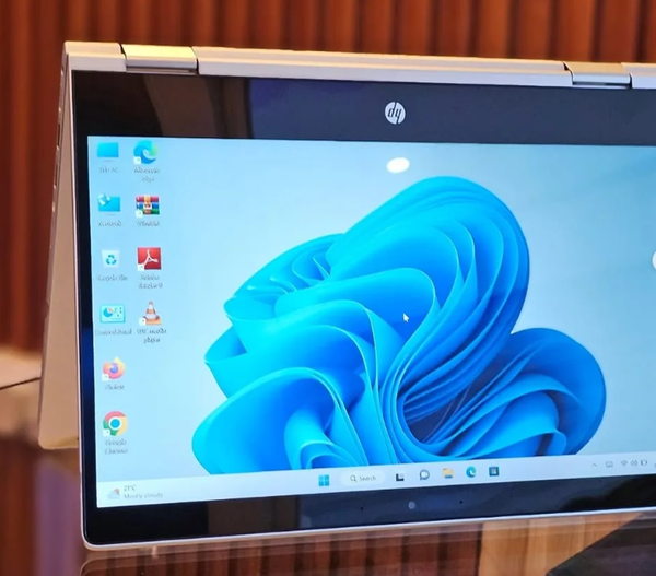 (2020 ~21 MODEL) 16GB RAM HP X360 WITH 6 CORES... ✨SUPER SLEEK✨